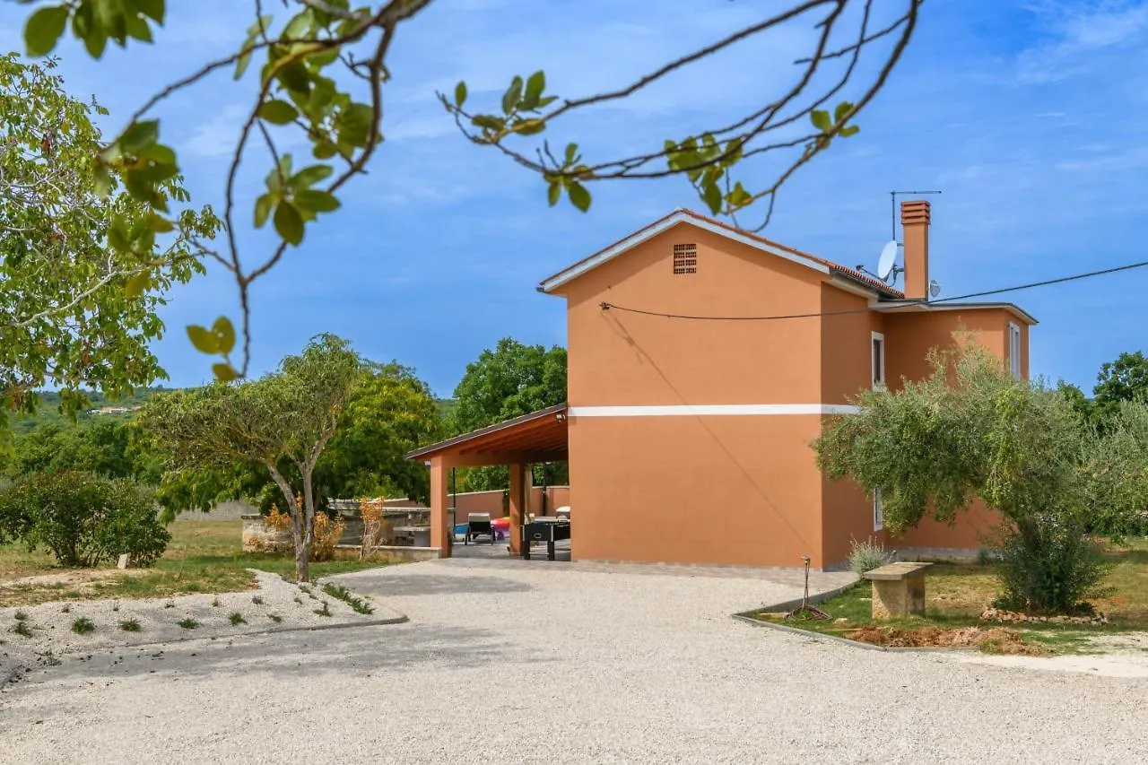 Villa Mateo Krnica Tatil Evi