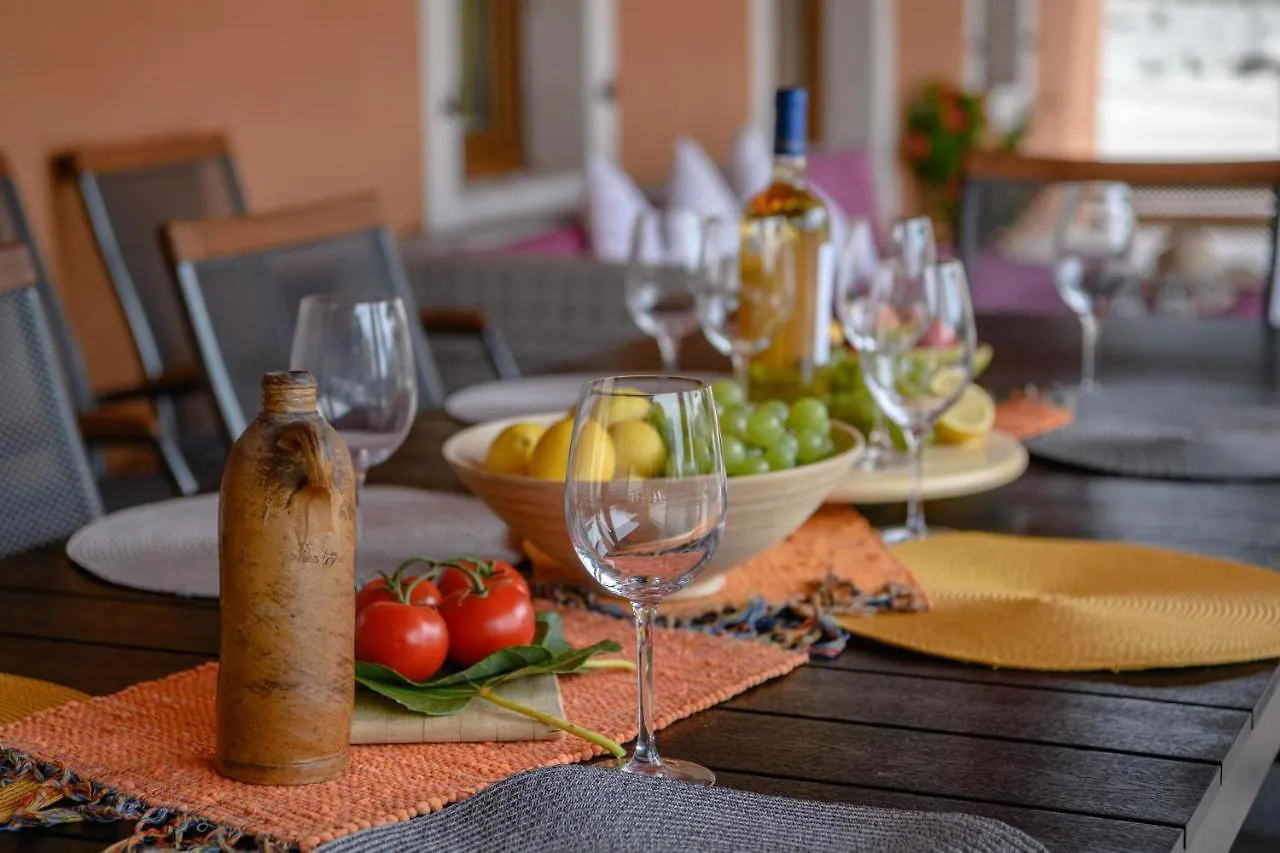 Villa Mateo Krnica Tatil Evi